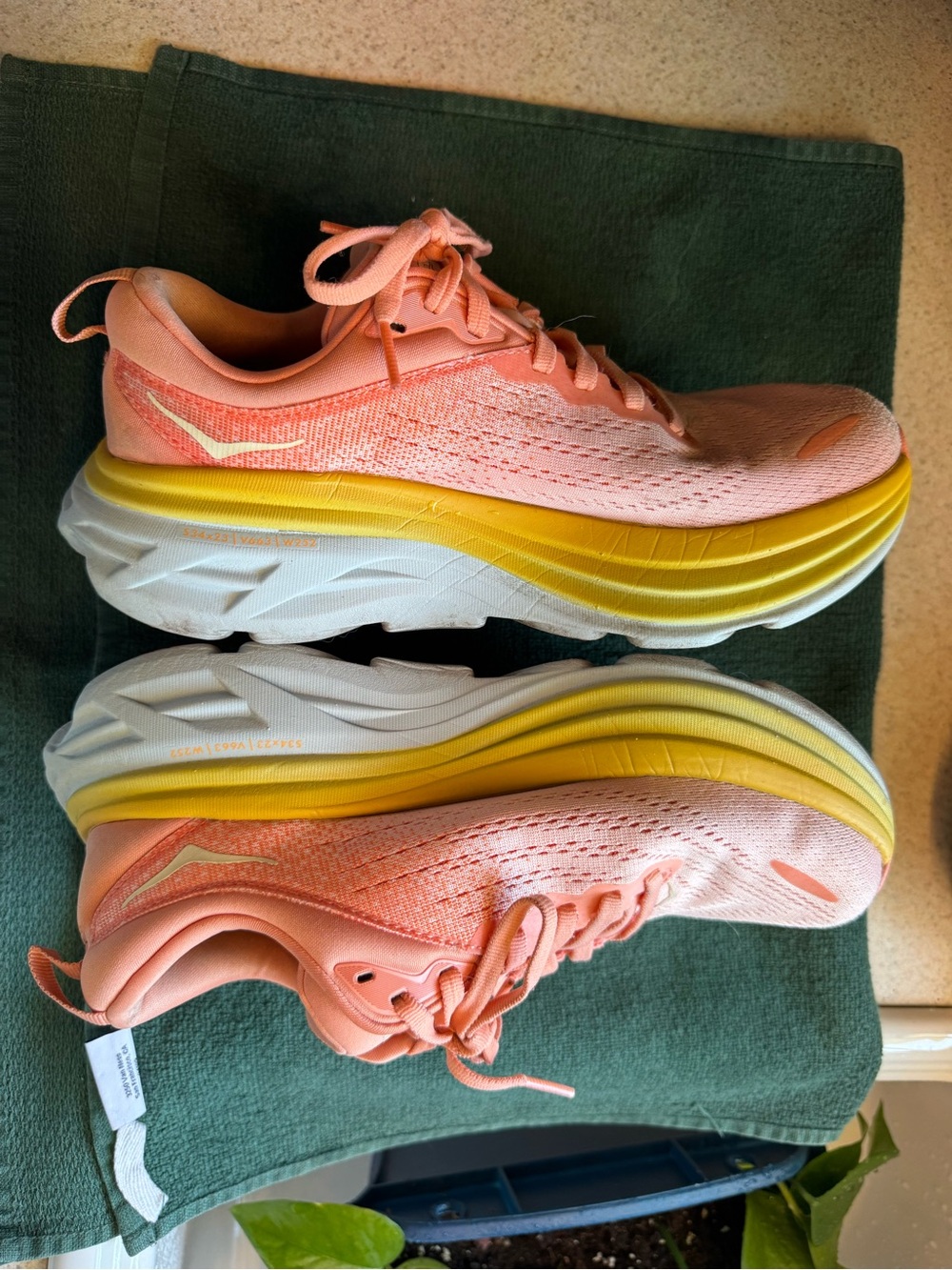 Hoka Bondi 8 - Picture 2 of 5